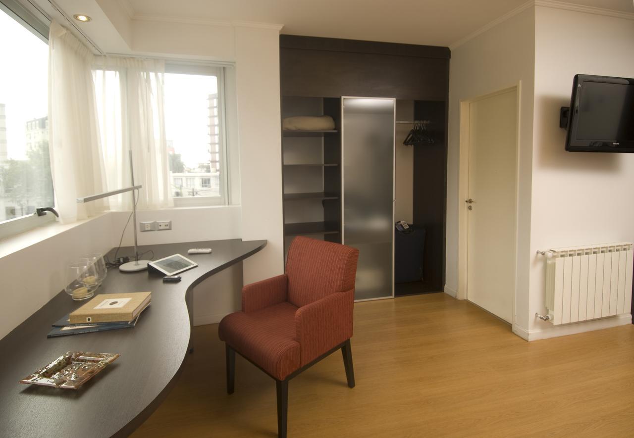 Plaza Suites 坎帕纳 外观 照片
