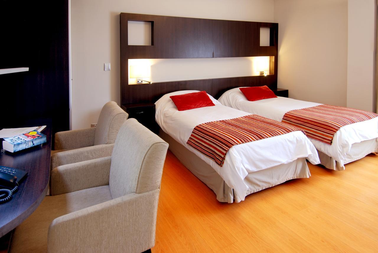 Plaza Suites 坎帕纳 外观 照片